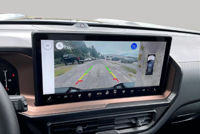 New 2026 Ford Bronco Sport Outer Banks w/ Outer Banks Tech Package+ AWD/4WD image 23