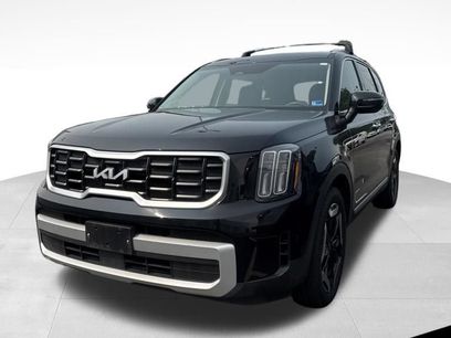 Certified 2025 Kia Telluride S