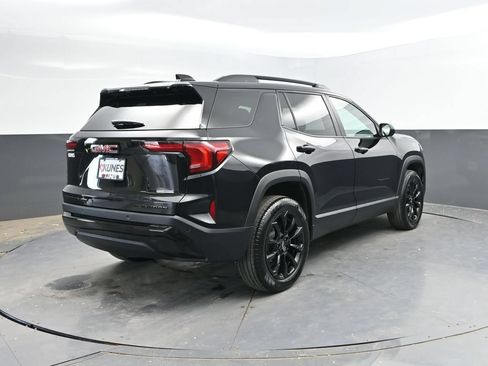Used 2026 GMC Terrain Elevation w/ Elevation Premium Package AWD/4WD image 9