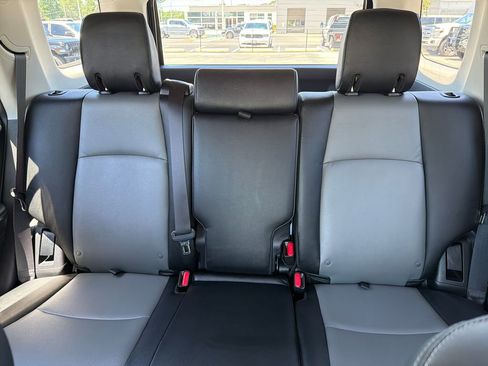 Used 2021 Toyota 4Runner SR5 Premium w/ Moonroof Package AWD/4WD image 34