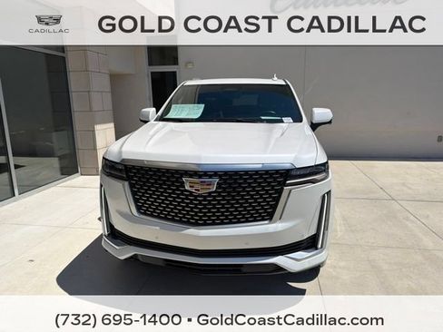 Used 2023 Cadillac Escalade Premium Luxury AWD/4WD image 5