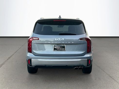 Used 2025 Kia Telluride S image 6
