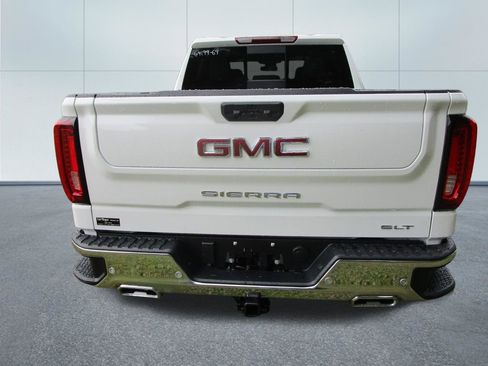 New 2026 GMC Sierra 1500 SLT w/ SLT Premium Plus Package image 8