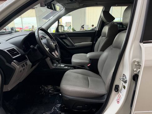 Used 2017 Subaru Forester 2.5i Limited AWD/4WD image 11