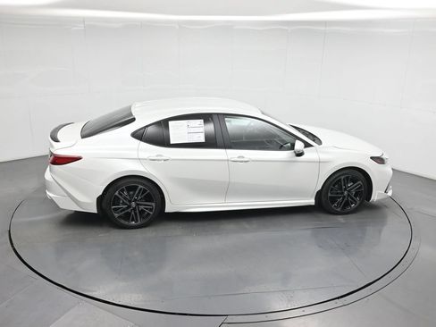 Used 2026 Toyota Camry XSE FWD image 44