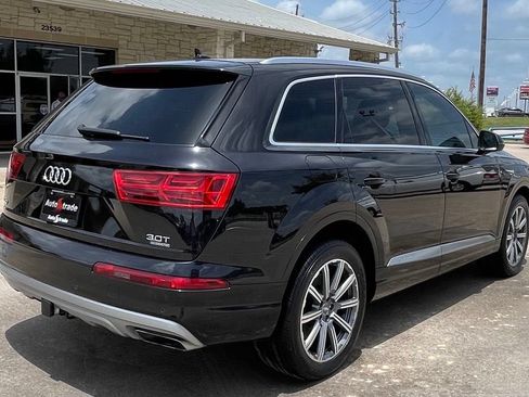 Used 2018 Audi Q7 3.0T Prestige w/ Prestige Package AWD/4WD image 3