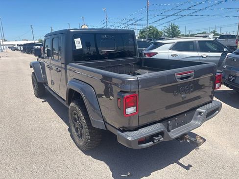 Used 2022 Jeep Gladiator Sport AWD/4WD image 3