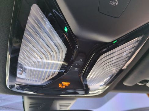 Used 2020 BMW 330i Sedan w/ Convenience Package image 22