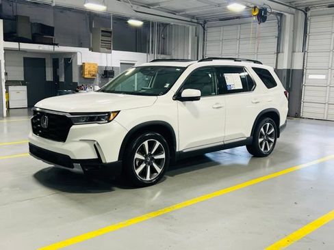 Used 2023 Honda Pilot Elite image 19