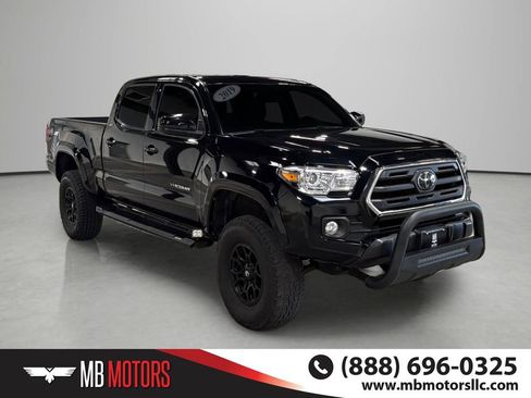 Used 2019 Toyota Tacoma SR5 AWD/4WD image 6