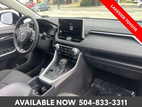 Certified 2025 Toyota RAV4 XLE FWD image 17