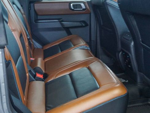 Used 2024 Ford Bronco Outer Banks AWD/4WD image 14