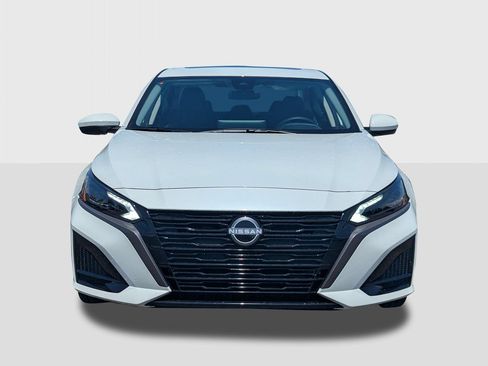 New 2026 Nissan Altima 2.5 SV FWD image 8