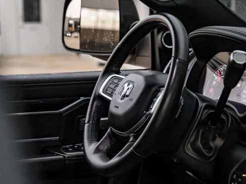 Used 2022 RAM 2500 Laramie AWD/4WD image 11