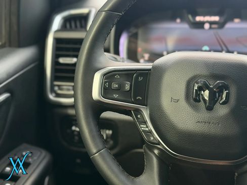 Used 2025 RAM 1500 Big Horn AWD/4WD image 31