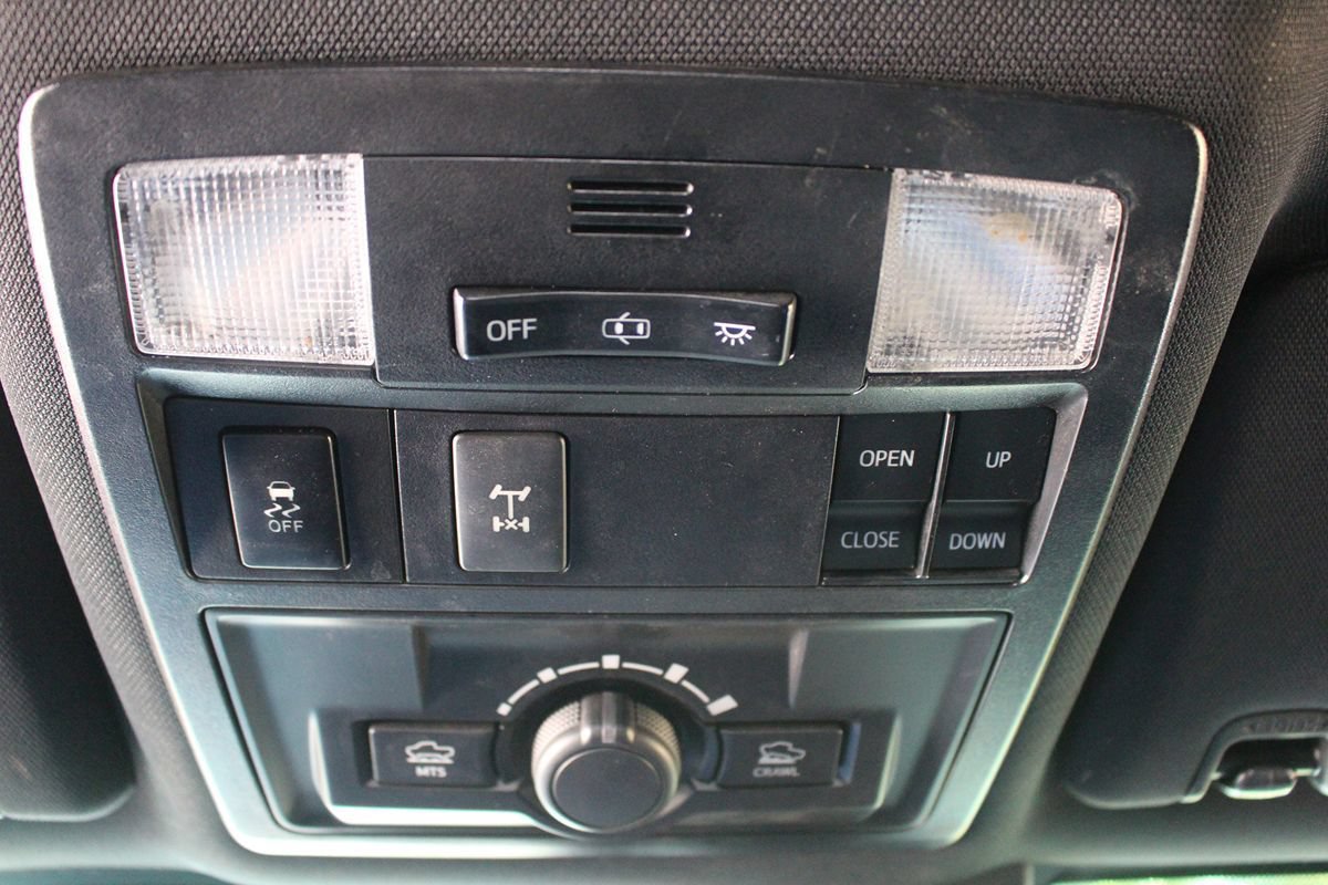 Used 2019 Toyota Tacoma TRD Off-Road AWD/4WD image 38