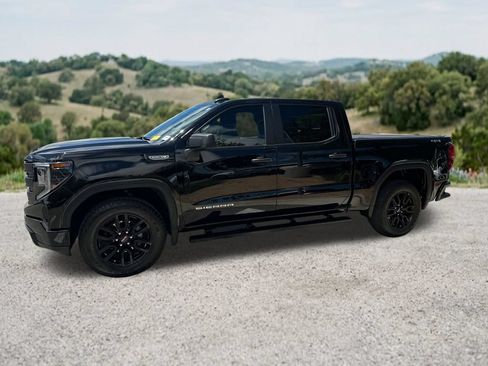Used 2024 GMC Sierra 1500 Pro w/ Graphite Edition AWD/4WD image 4