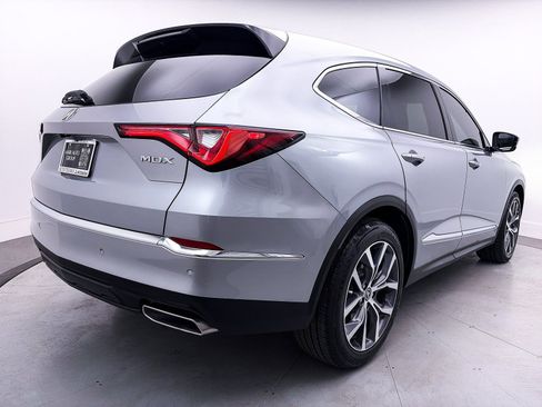 Used 2023 Acura MDX FWD w/ Technology Package image 16