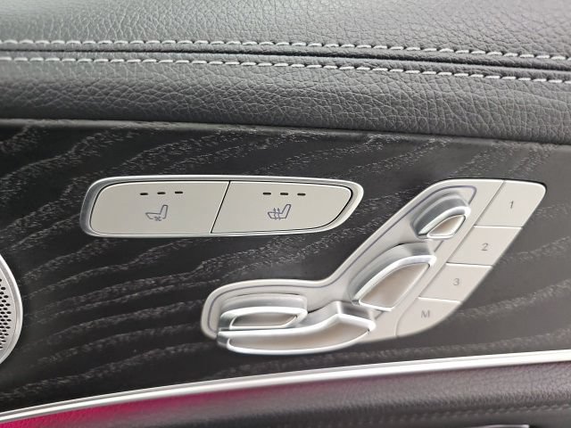 Used 2020 Mercedes-Benz E 53 AMG 4MATIC Sedan image 40