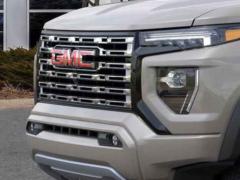 New 2026 GMC Canyon Denali AWD/4WD image 13
