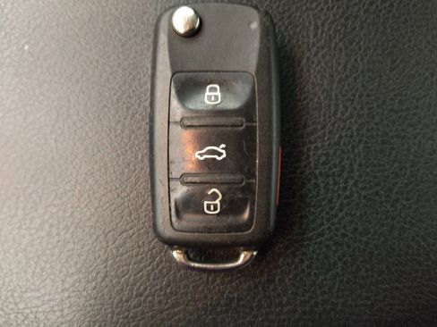 Used 2016 Volkswagen Jetta S FWD image 32
