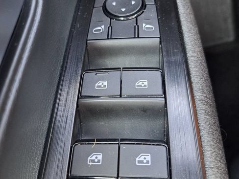Used 2026 Nissan Kicks SV w/ Cold Weather Package FWD image 17