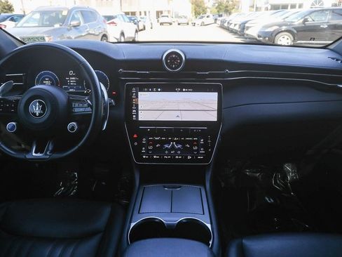 Used 2024 Maserati Grecale GT AWD/4WD image 12