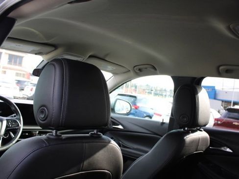 Used 2024 Buick Encore GX Preferred image 22