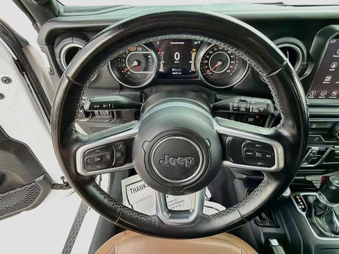 Used 2021 Jeep Wrangler Unlimited Sahara AWD/4WD image 35