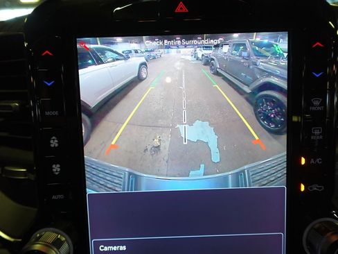 New 2026 RAM 2500 Big Horn AWD/4WD image 18