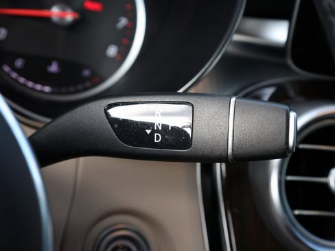 Used 2022 Mercedes-Benz GLC 300 image 42