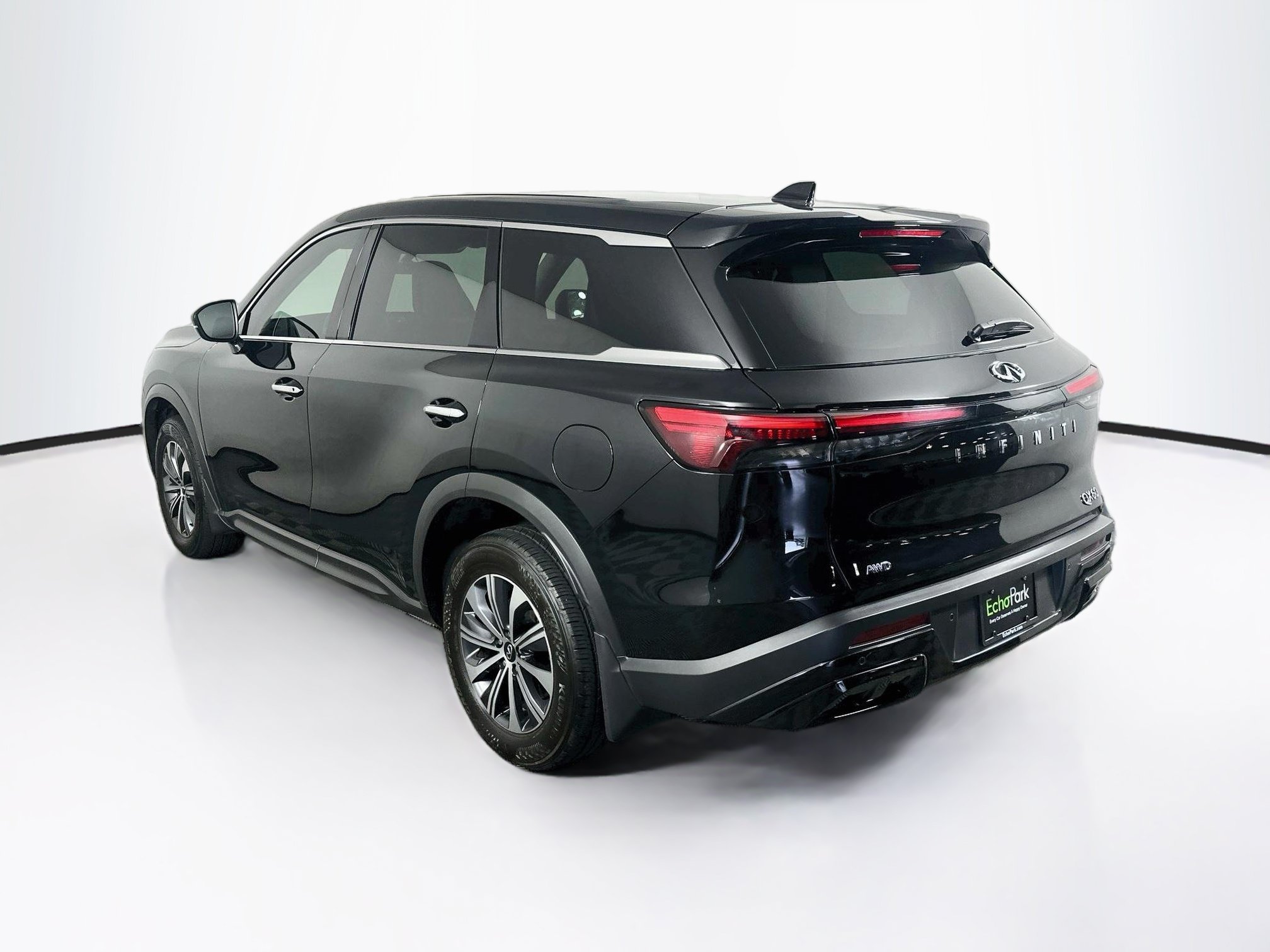 Used 2023 INFINITI QX60 Pure AWD/4WD image 5