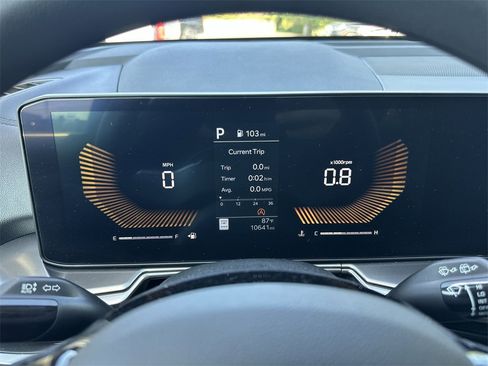 Used 2025 Kia Sorento LX image 15