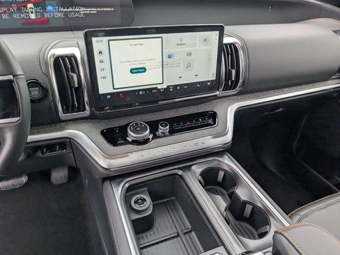 New 2026 Ford Expedition Tremor image 34