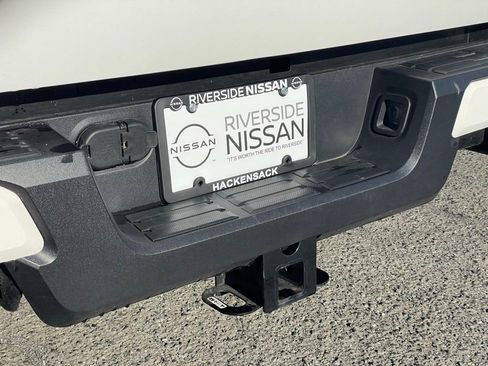 Used 2024 Toyota Tacoma TRD Off-Road image 32