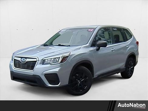 Used 2019 Subaru Forester image 1