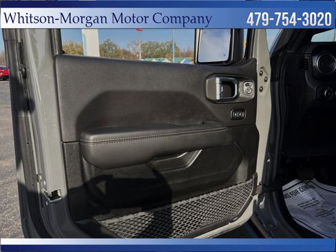 Used 2022 Jeep Wrangler Unlimited Rubicon w/ Xtreme Recon 35" Tire Package image 17