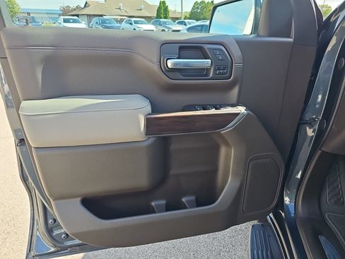 Used 2020 GMC Sierra 1500 SLT w/ SLT Premium Package AWD/4WD image 14