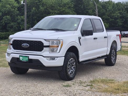 Used 2021 Ford F150 XL w/ STX Appearance Package AWD/4WD image 4