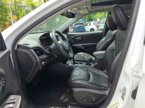 Used 2022 Jeep Cherokee Limited AWD/4WD image 13