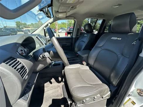 Used 2013 Nissan Xterra PRO-4X w/ Pro-4x Leather Pkg image 15