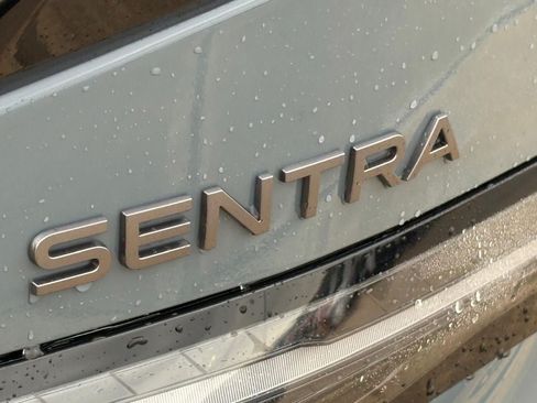 New 2026 Nissan Sentra SR FWD image 10