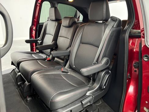 Used 2025 Honda Odyssey Sport-L image 13