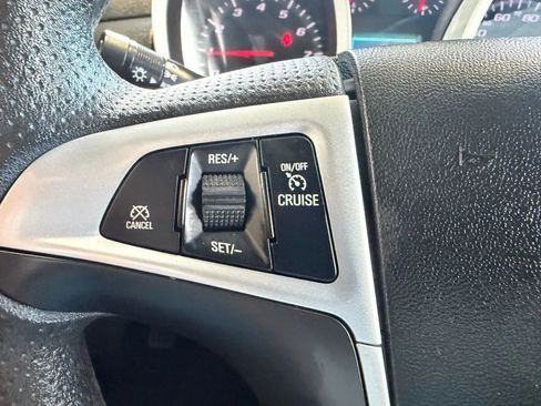 Used 2016 Chevrolet Equinox LT image 13