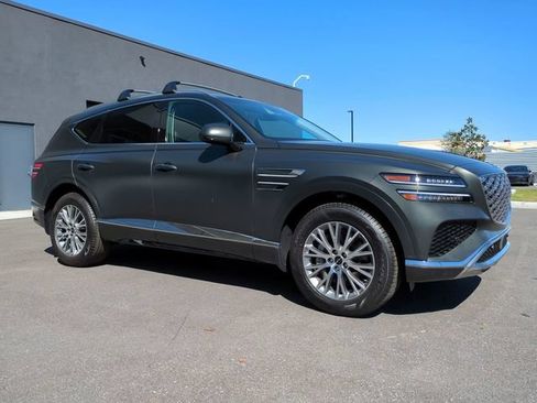 Certified 2025 Genesis GV80 2.5T Standard AWD/4WD image 2