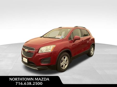 Used 2015 Chevrolet Trax LT w/ LT Plus Package FWD image 1