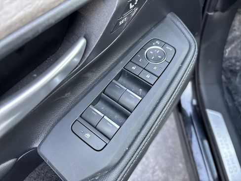 Used 2025 Toyota Grand Highlander Limited image 15