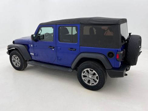 Used 2019 Jeep Wrangler Unlimited Sport S image 9