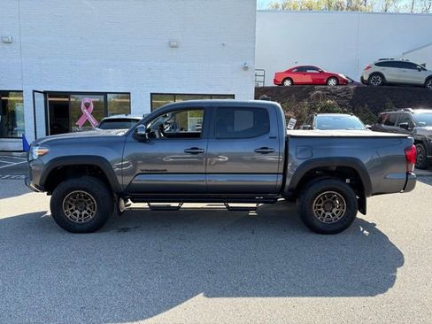 Used 2023 Toyota Tacoma 4x4 Double Cab w/ Trail Edition image 5