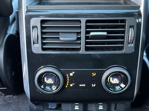 Used 2019 Land Rover Range Rover Sport HSE image 13